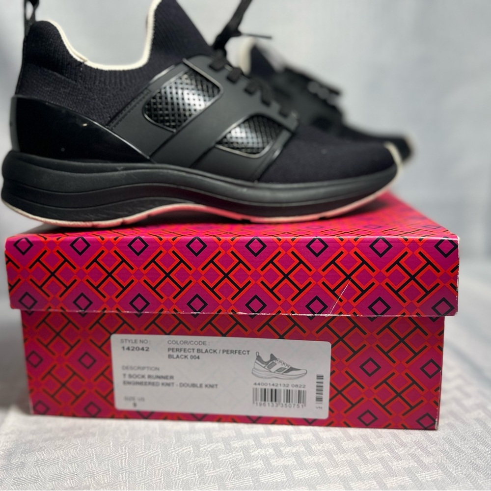 Tory Burch T Sock Runner Sneakers Black Knit Size 9 - Picture 1 of 13